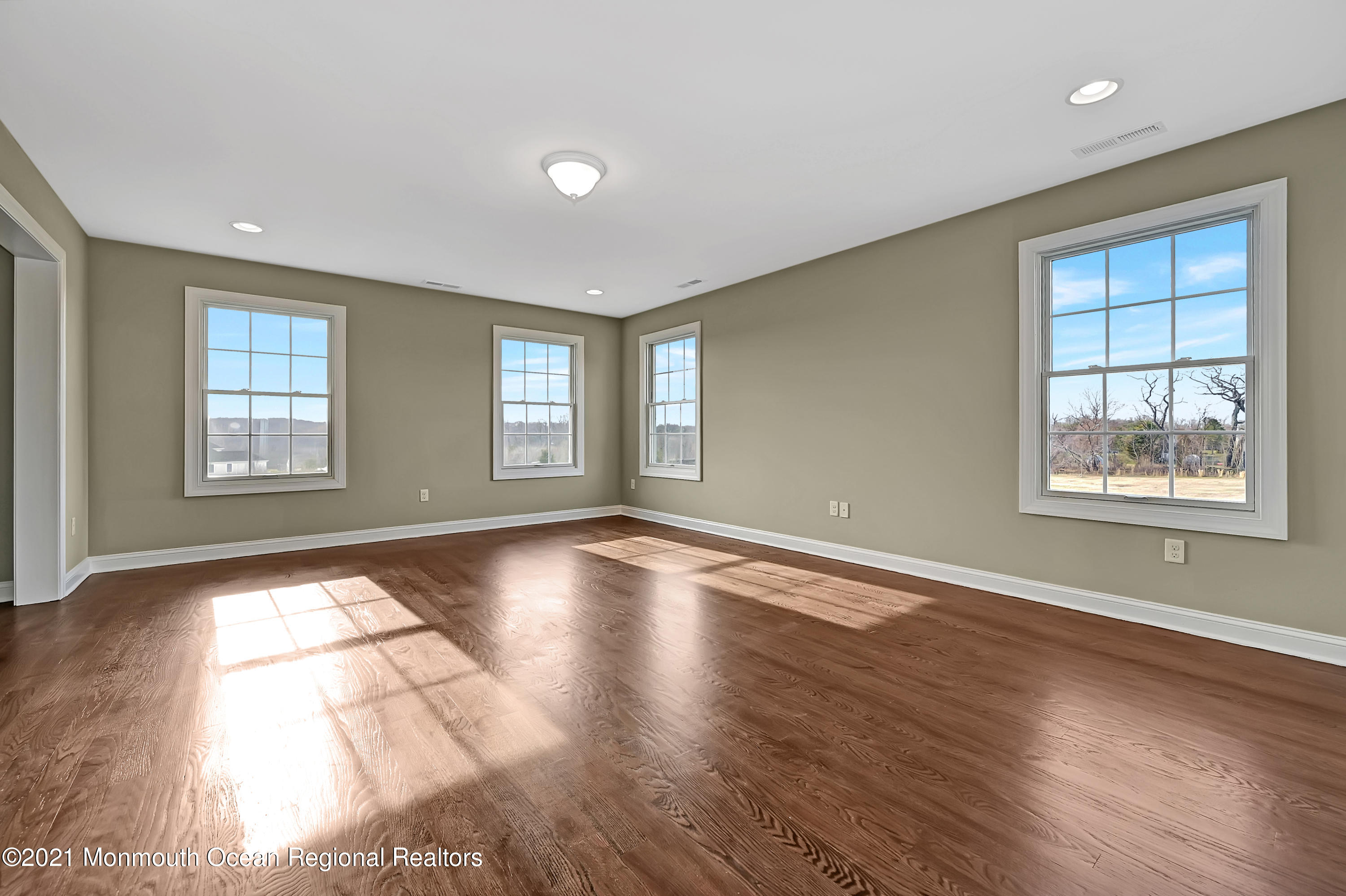 3 Cook Court Millstone NJ 08535
