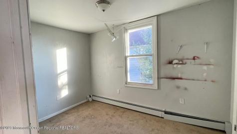 358 Carr Avenue Keansburg NJ 07734