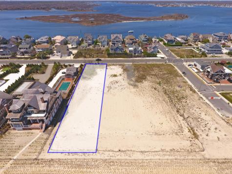 1027 Ocean Avenue Mantoloking NJ 08738