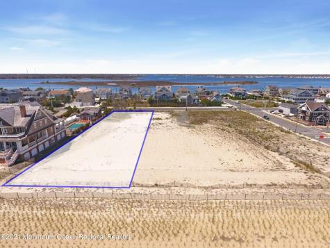 1027 Ocean Avenue Mantoloking NJ 08738