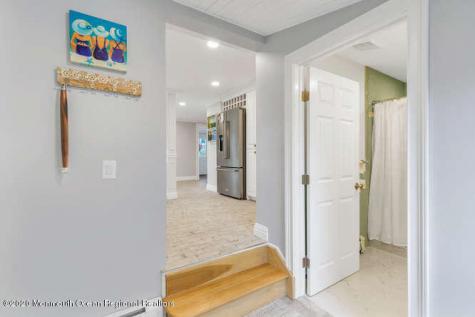 519 1/2 St Clair Avenue Spring Lake NJ 07762
