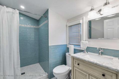 519 1/2 St Clair Avenue Spring Lake NJ 07762