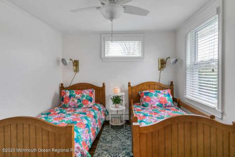 519 1/2 St Clair Avenue Spring Lake NJ 07762