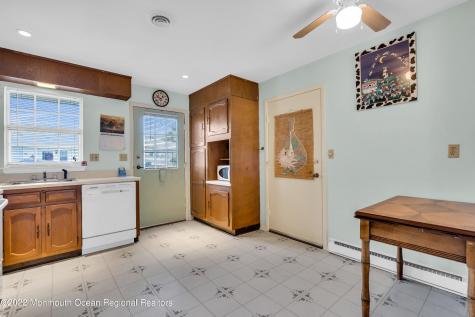 10 Edinburgh Lane Manchester NJ 08759