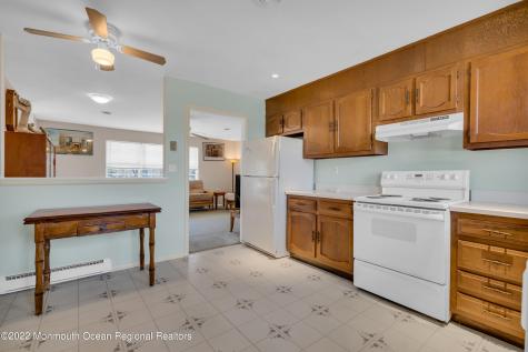 10 Edinburgh Lane Manchester NJ 08759