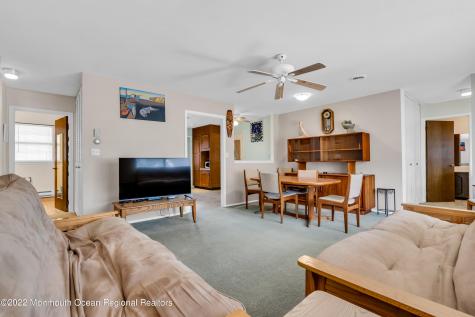 10 Edinburgh Lane Manchester NJ 08759