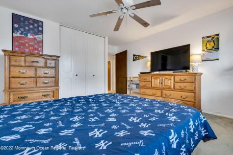 10 Edinburgh Lane Manchester NJ 08759
