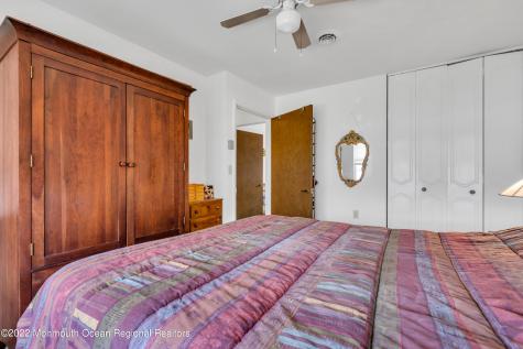 10 Edinburgh Lane Manchester NJ 08759