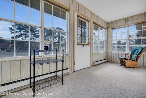 10 Edinburgh Lane Manchester NJ 08759