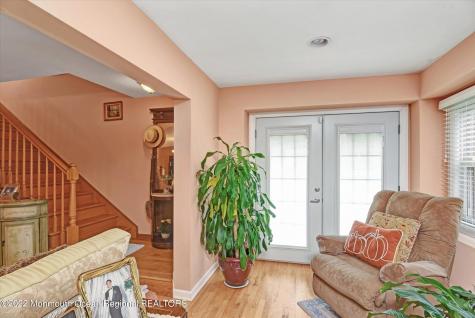 255 Asbury Road Farmingdale NJ 07727